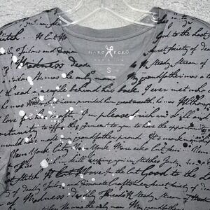 Marc Ecko Cut & Sew T‎ Shirt Men's Size S Gray Script Graphic AOP V-Neck Tee